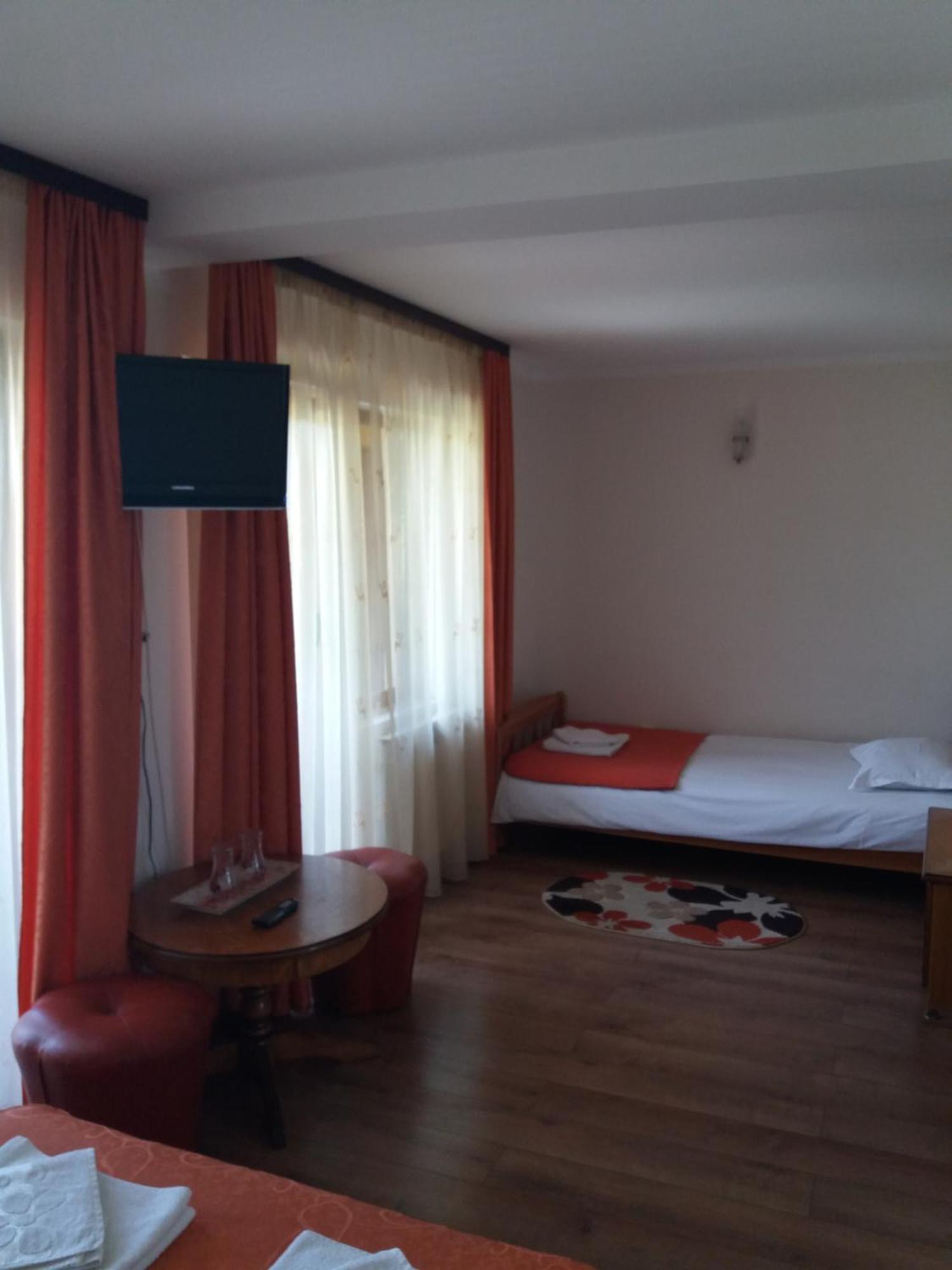 Pensiunea Alunis Hotel Sadova  Room photo
